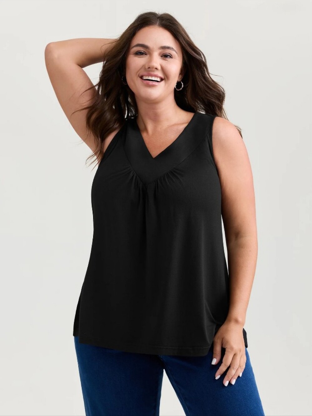 BloomChic-Stretchy V-Neck Pleated Tank Top (Black 🖤) 18-20US